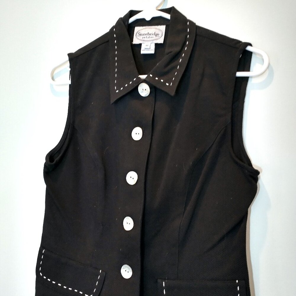 NWOT Stonebridge Cotton Vest with Natural Shell Buttons
